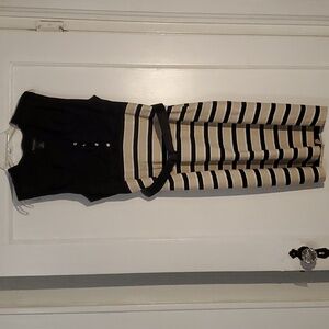 WHBM size 8 black, tan and white sleveless dress